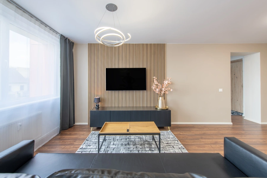 Affordable TV Mounting